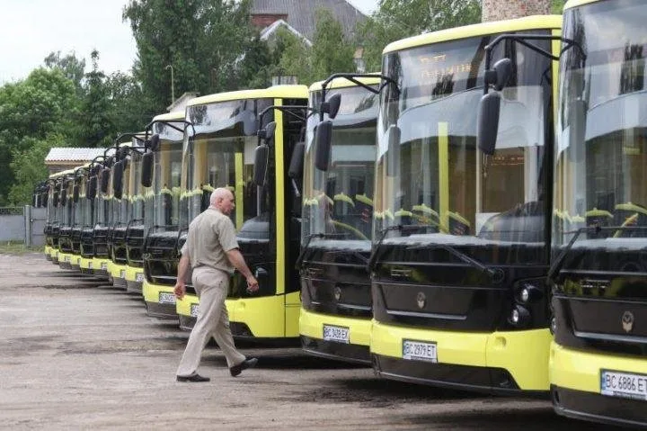 Львів запускає конкурс перевізників для 7 автобусних маршрутів у 2026