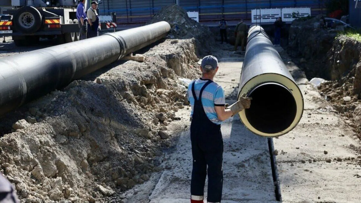Заміна аварійної тепломережі у Львові: як повернули гарячу воду 60 будинкам
