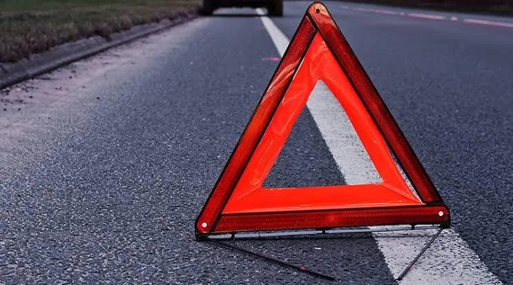 Потрійна ДТП на Золочівщині: як уникнути зіткнень на дорозі