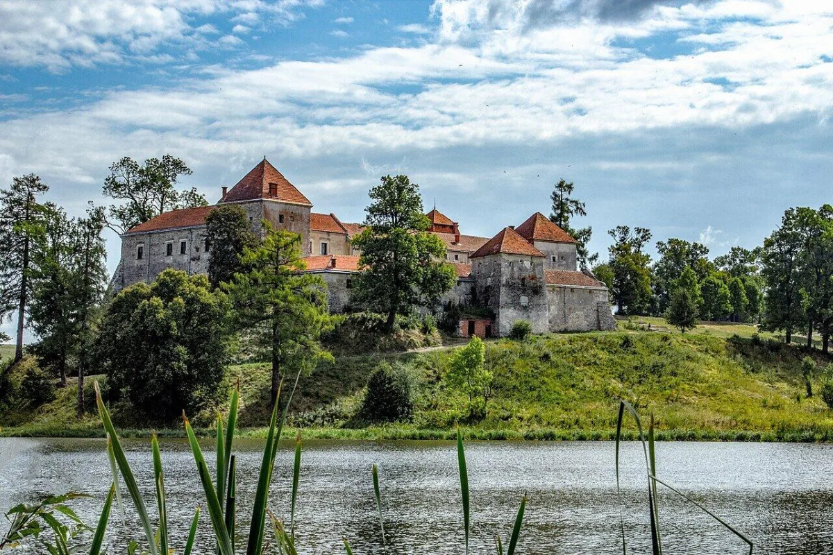 Свірський замок: 10 фактів про фортецю Львівщини