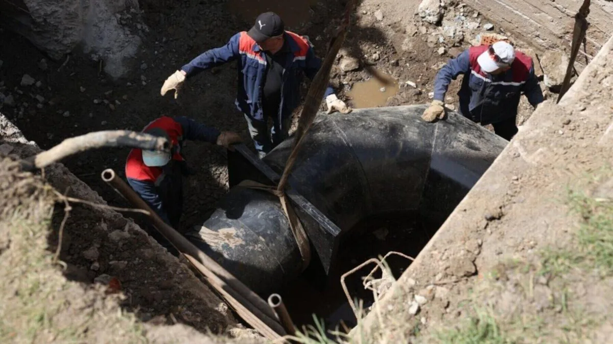 Авація на тепломережі у Сихові: коли відновиться гаряча вода
