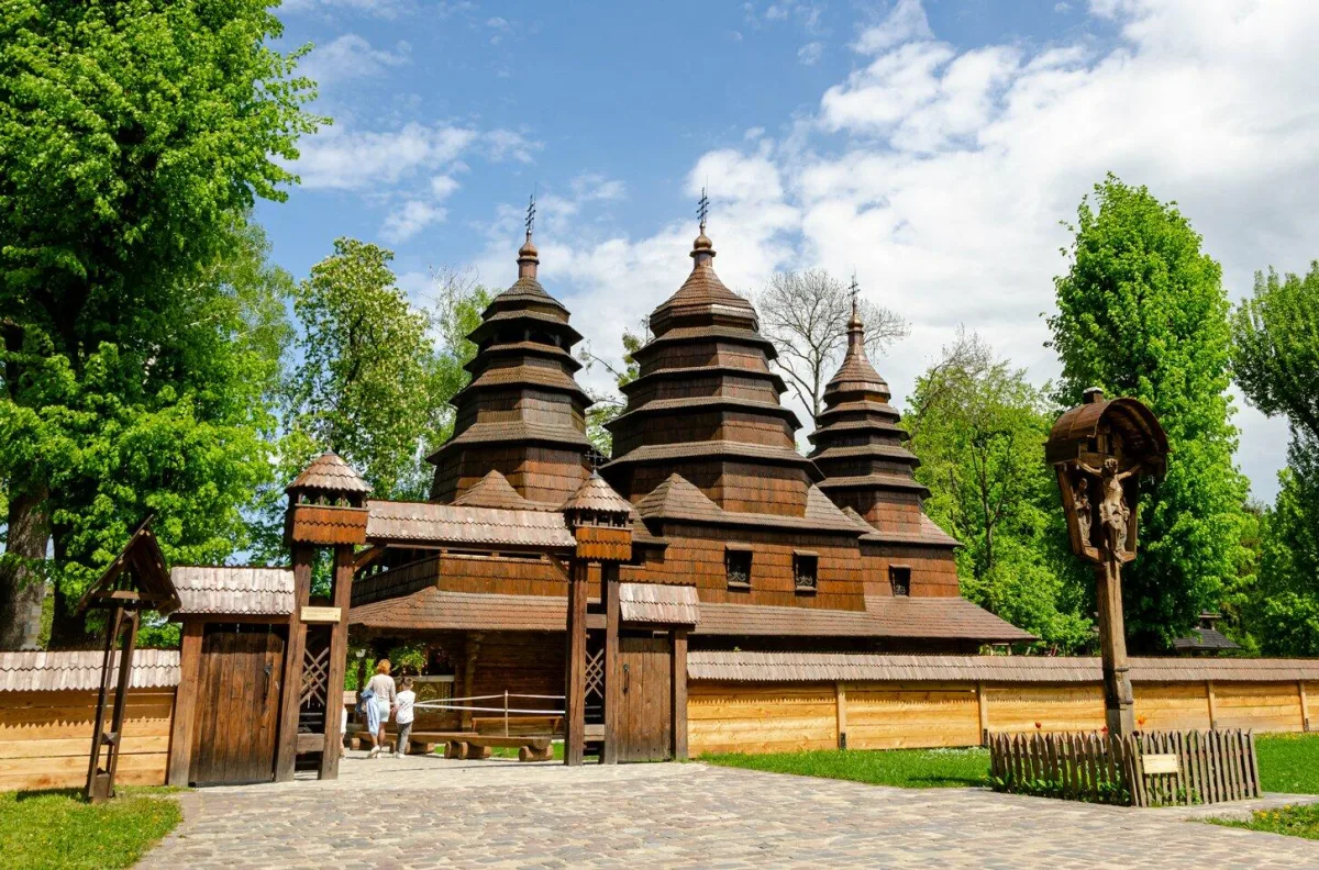 Шевченківський гай у Львові: історія, архітектура і традиції