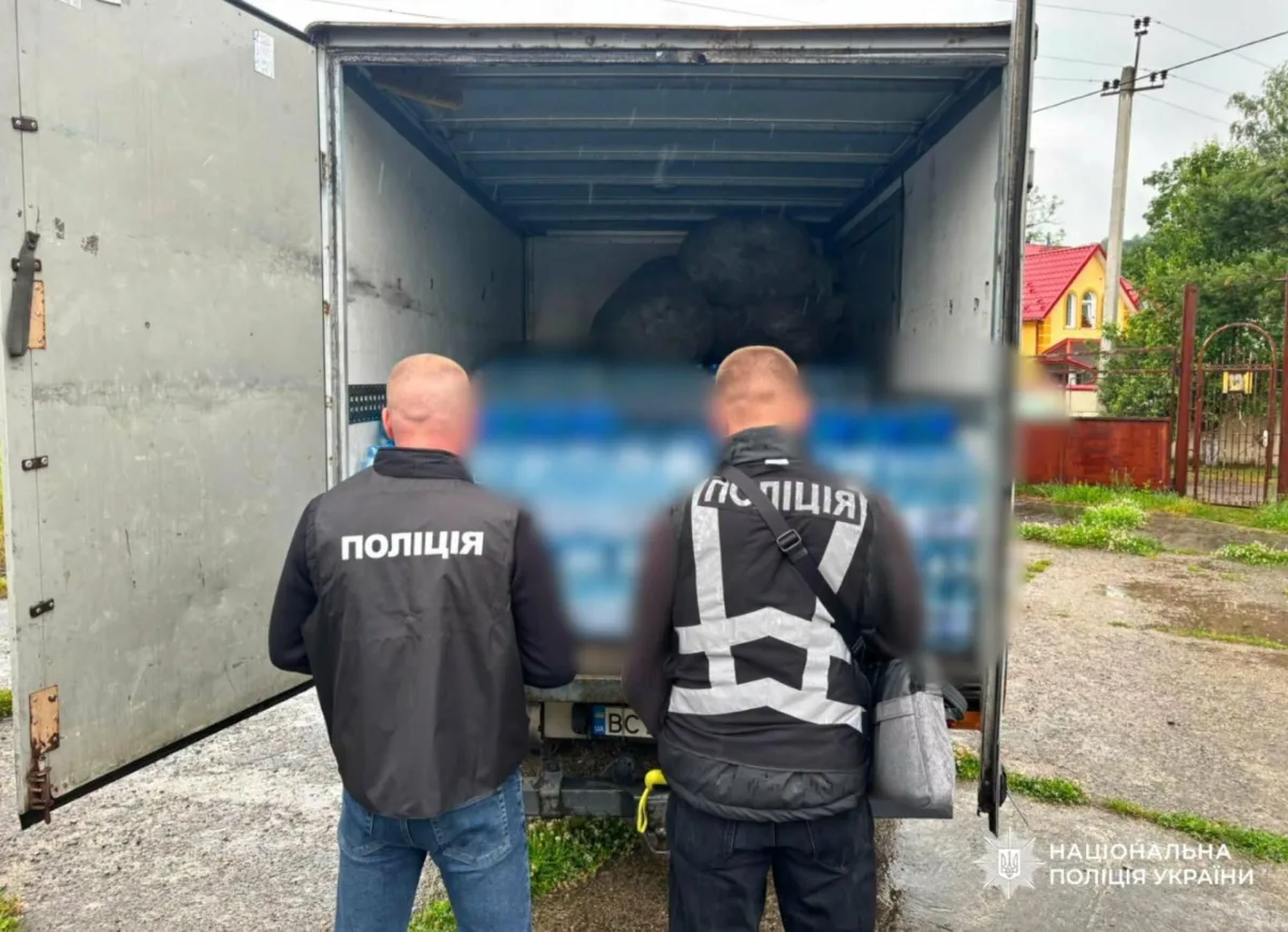 Незаконне виробництво мінеральної води: як правоохоронці викрили схему видобутку