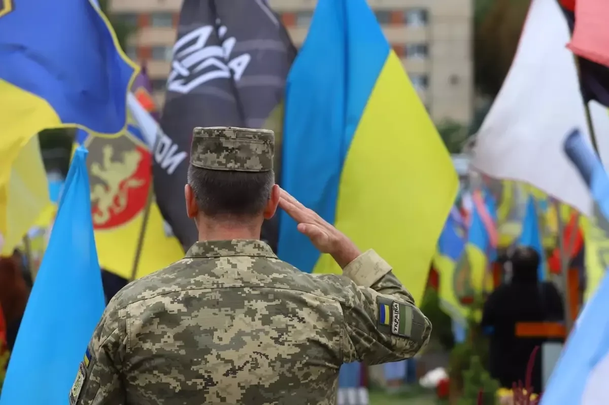 35 років Незалежності: як Львівщина вшановуватиме полеглих захисників